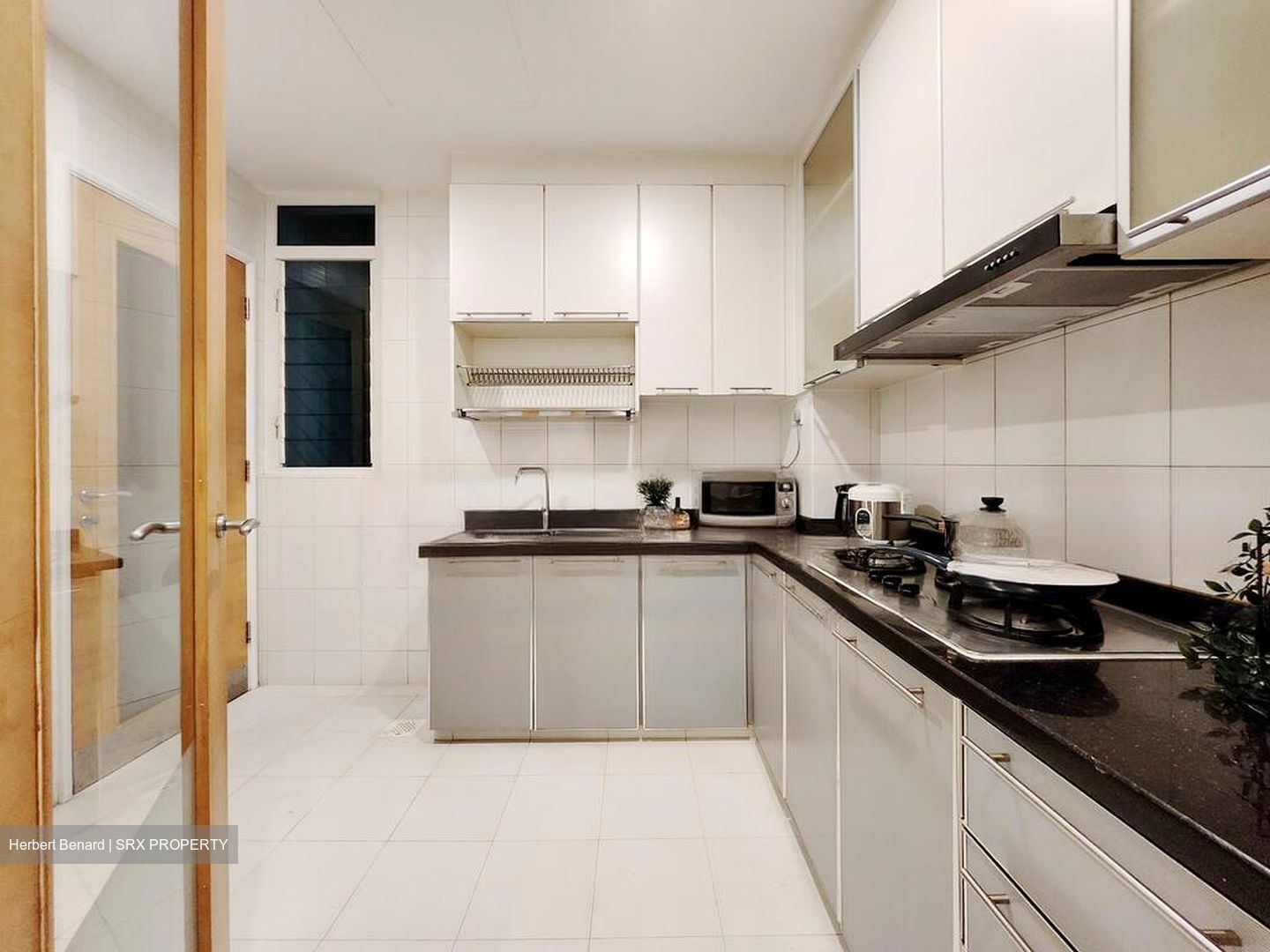 The Champagne (D14), Apartment #466933141